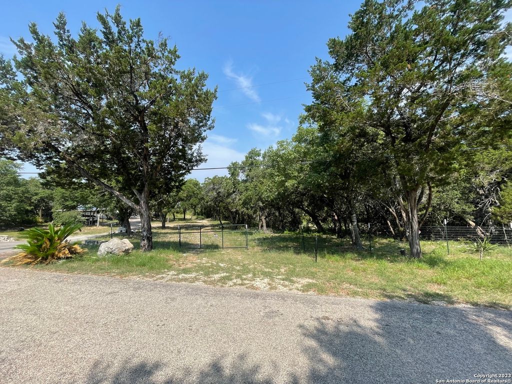 Photo of 2184 lakeshore, Canyon Lake, TX 78133 (MLS # 1926614)
