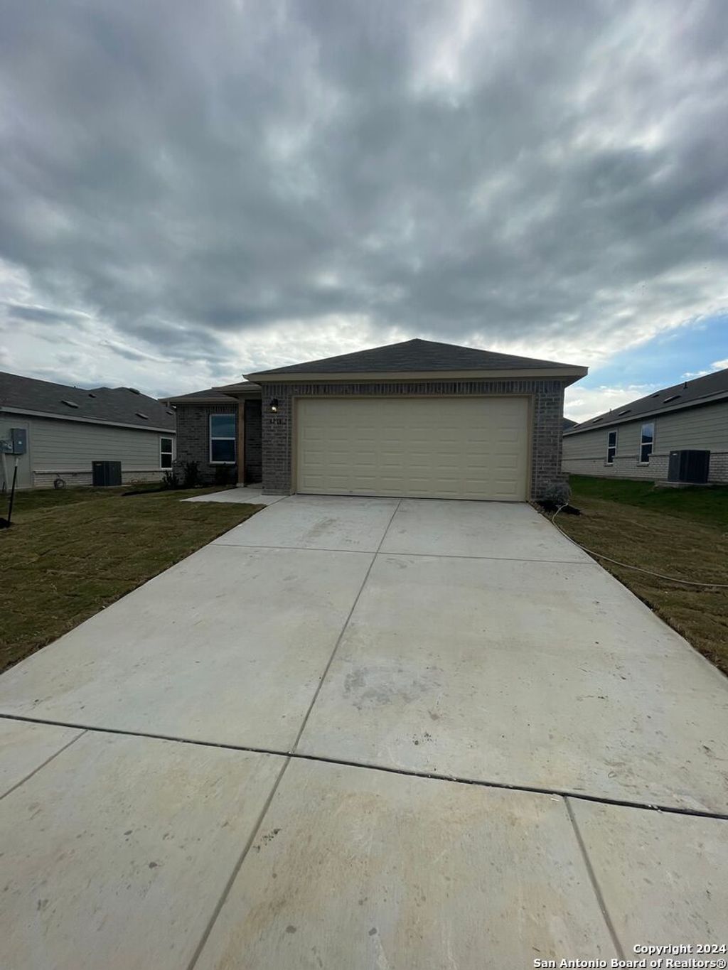 Photo of 4214 Legend Heights, New Braunfels, TX 78130 (MLS # 1915521)