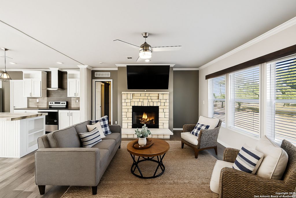 Photo of 961 County Road 327, Pleasanton, TX 78064 (MLS # 1909764)