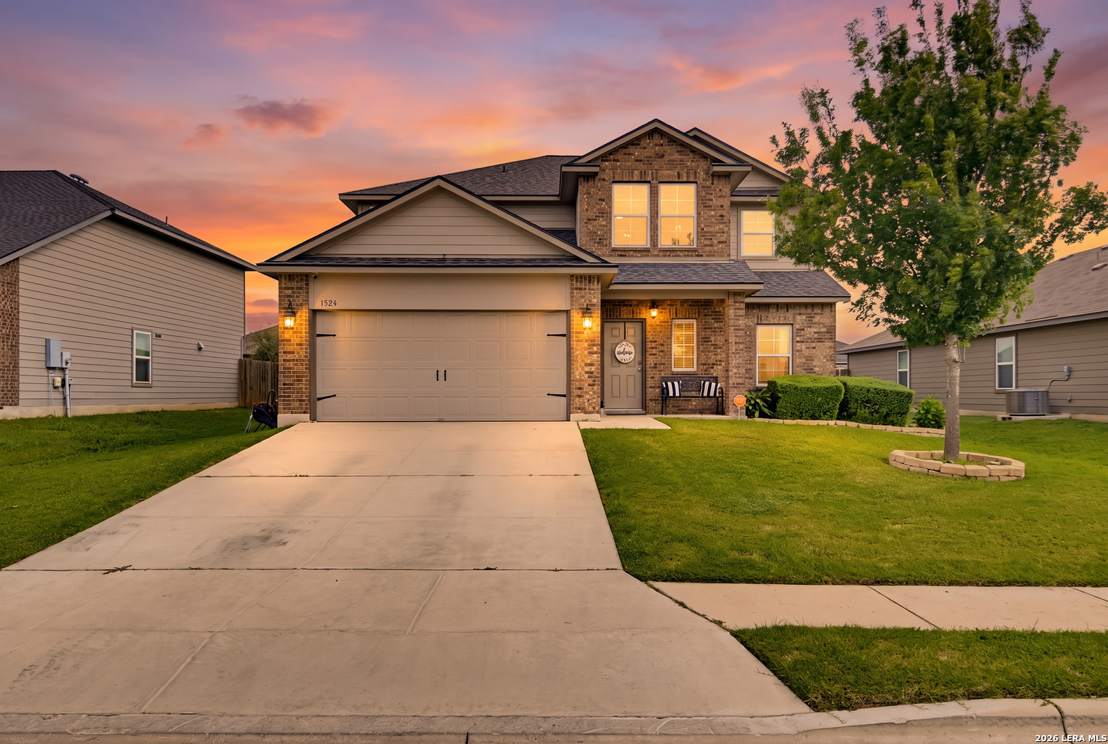 Photo 1 of 38 — 1524 BIRMINGHAM DR, Seguin, TX 78155