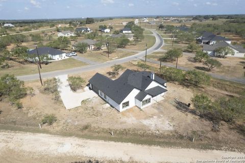 A home in Floresville