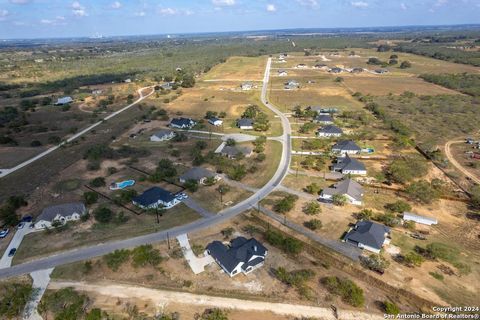 A home in Floresville