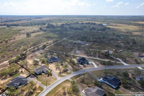 A home in Floresville