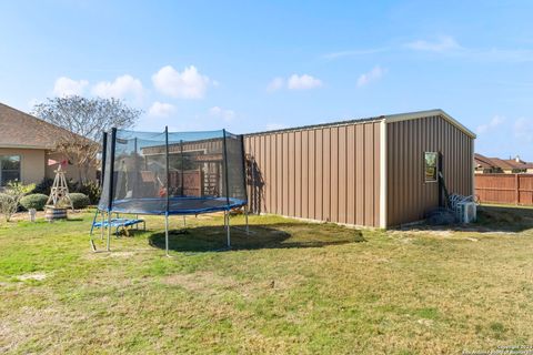 A home in Floresville