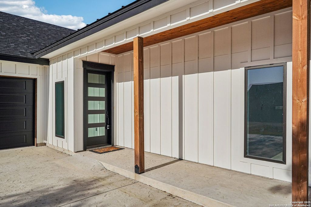 Photo of 510 Conner Court, Kerrville, TX 78028 (MLS # 1929766)