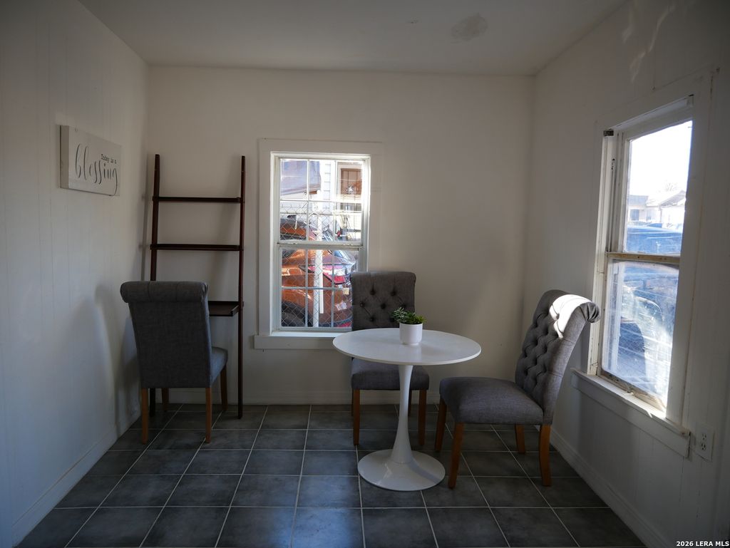 Photo of 1820 Ruiz, San Antonio, TX 78207 (MLS # 1937807)