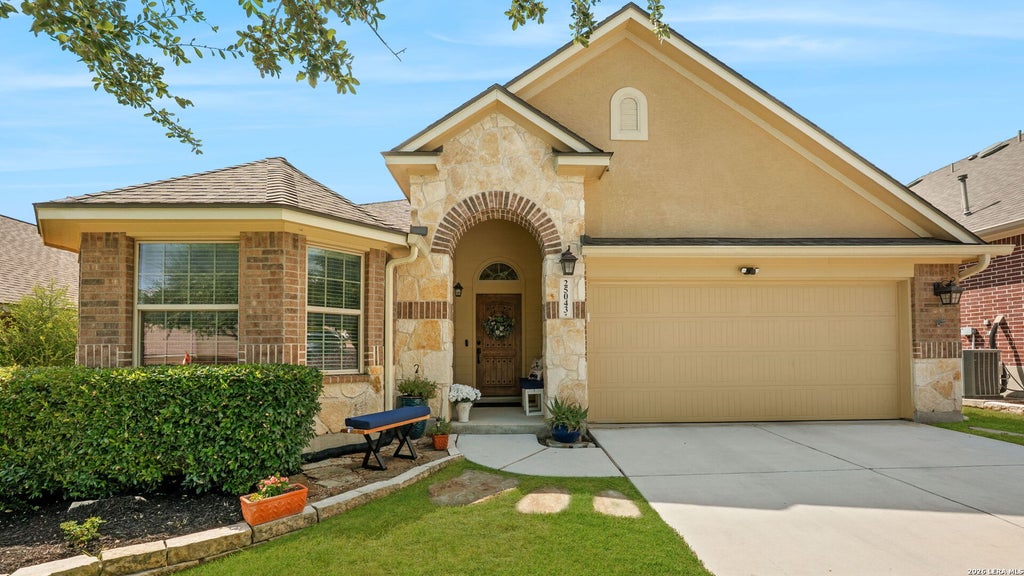 Photo of 25043 Elwell Point, San Antonio, TX 78255 (MLS # 2016129)