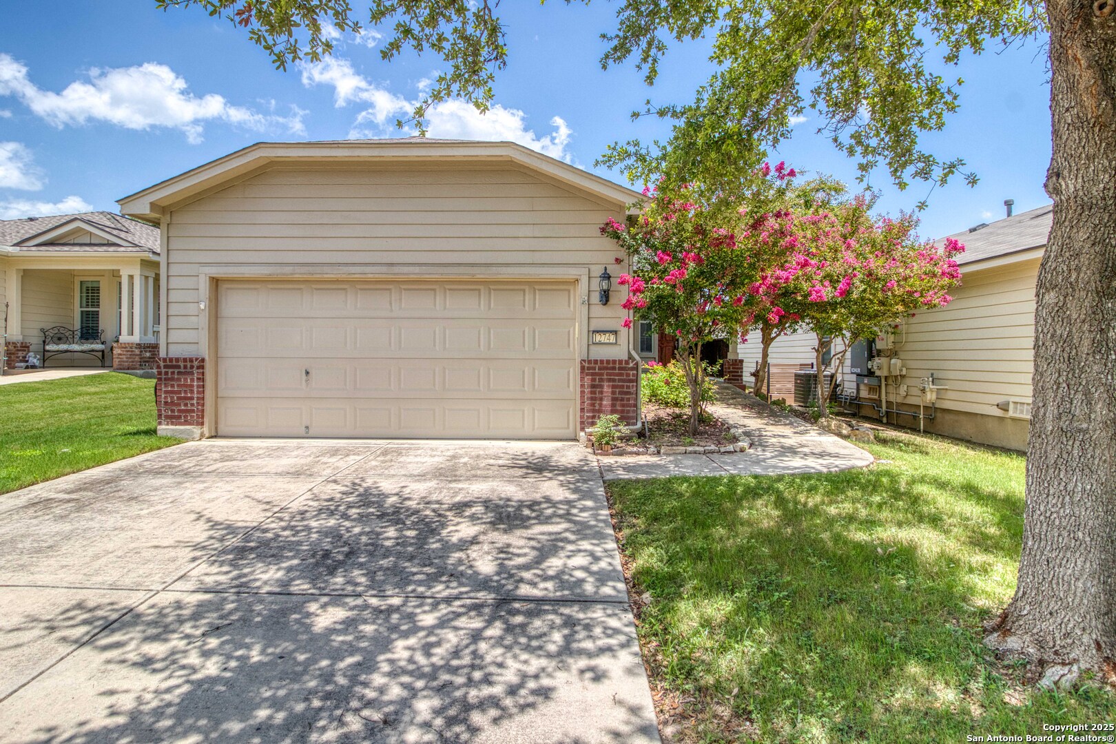 12747 PRONGHORN OAK