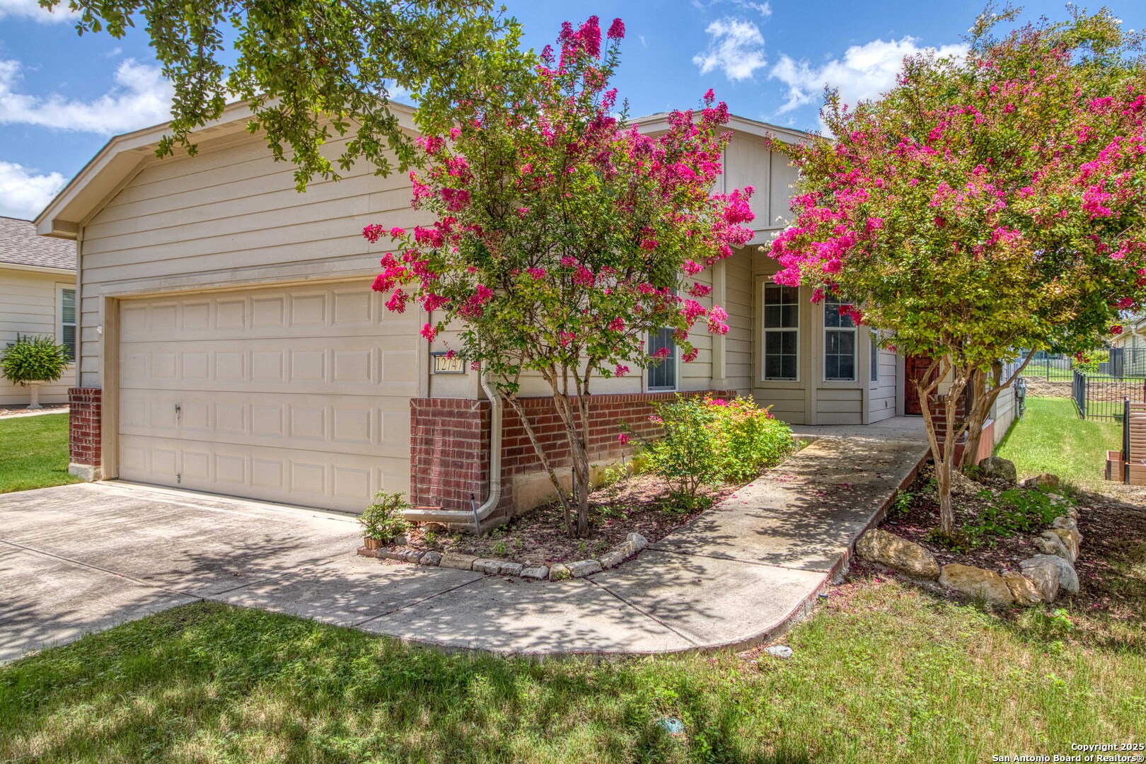12747 PRONGHORN OAK