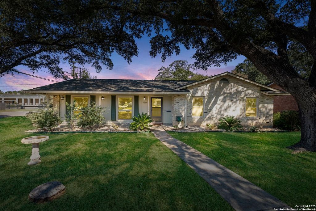 Photo of 8234 Greenbrier, San Antonio, TX 78209 (MLS # 1923138)