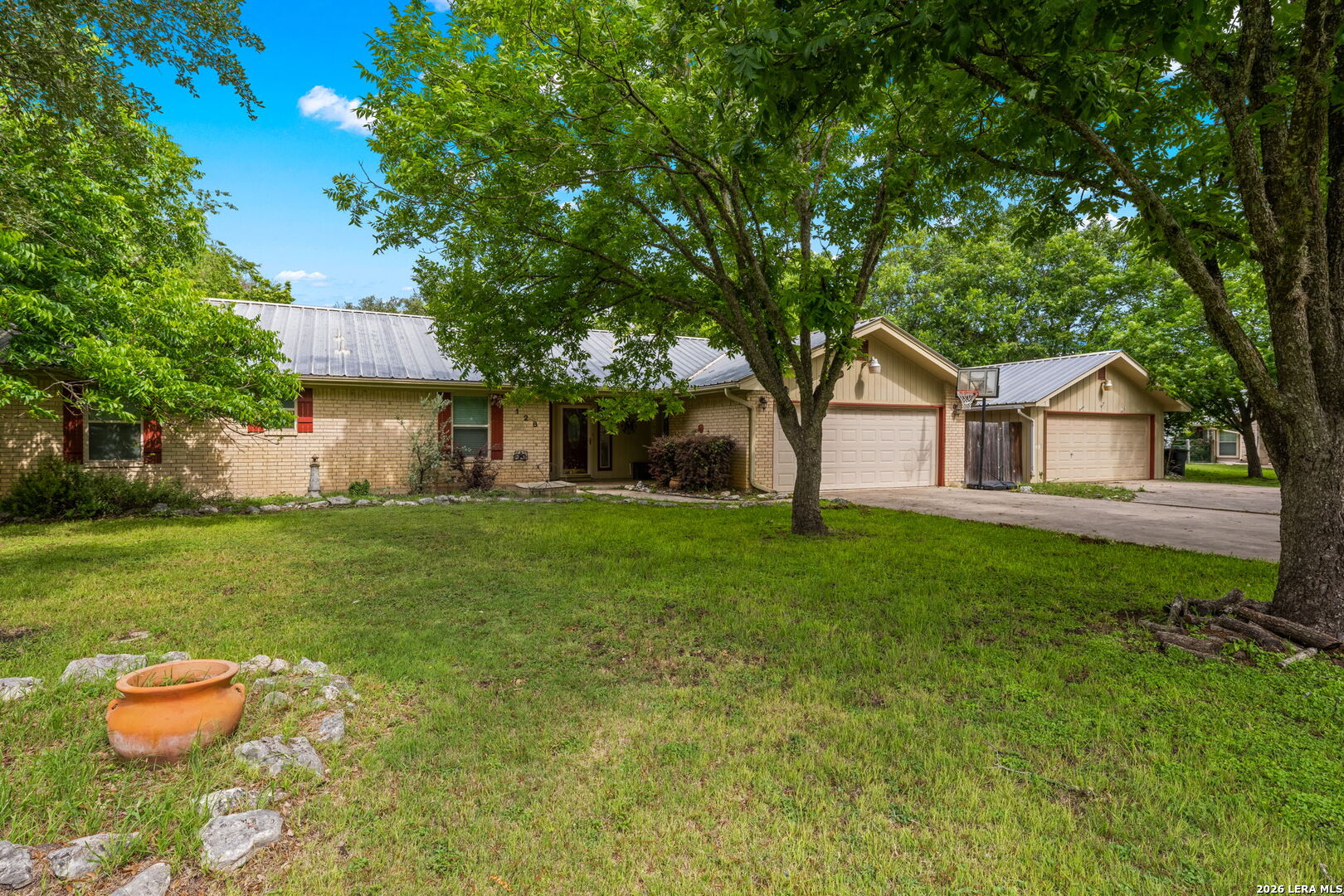 128 TALL TIMBER RD