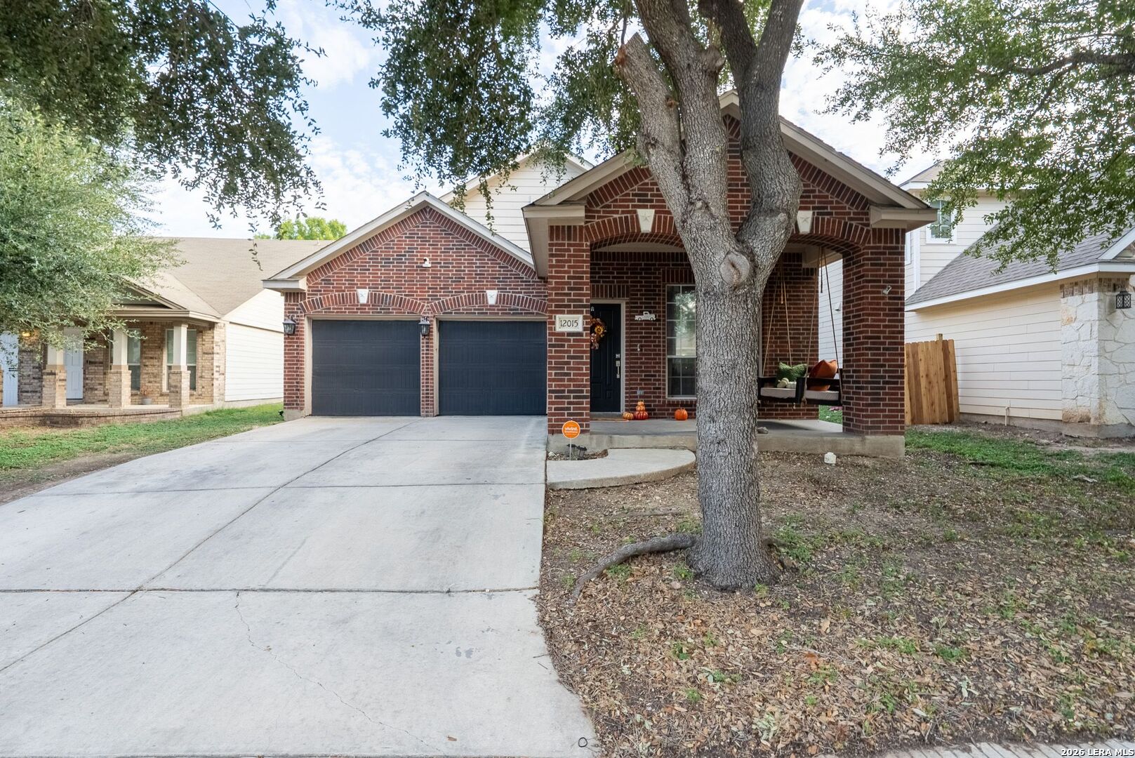 12015 Mill Village