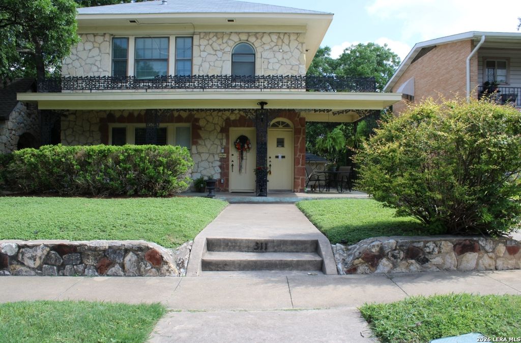 Photo of 311 E Rosewood 102 #102, San Antonio, TX 78212 (MLS # 1956992)