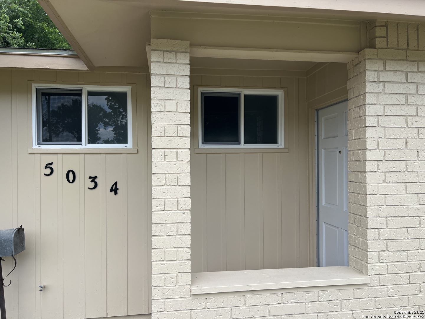 Photo 1 of 29 — 5034 Creekmoor, San Antonio, TX 78220