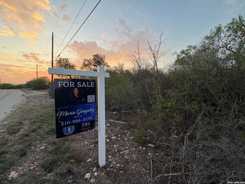 Photo of 459 County Road, Hondo, TX 78861 (MLS # 1954332)