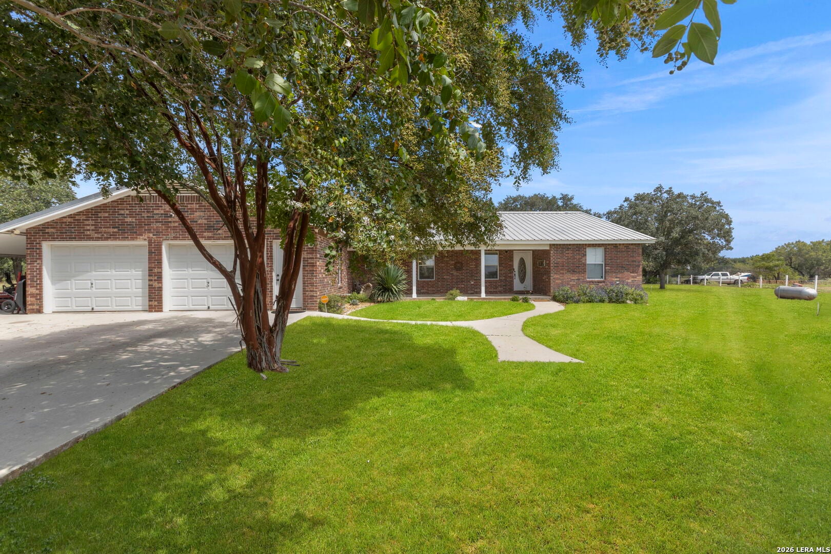172 MEADOW LAKE DR