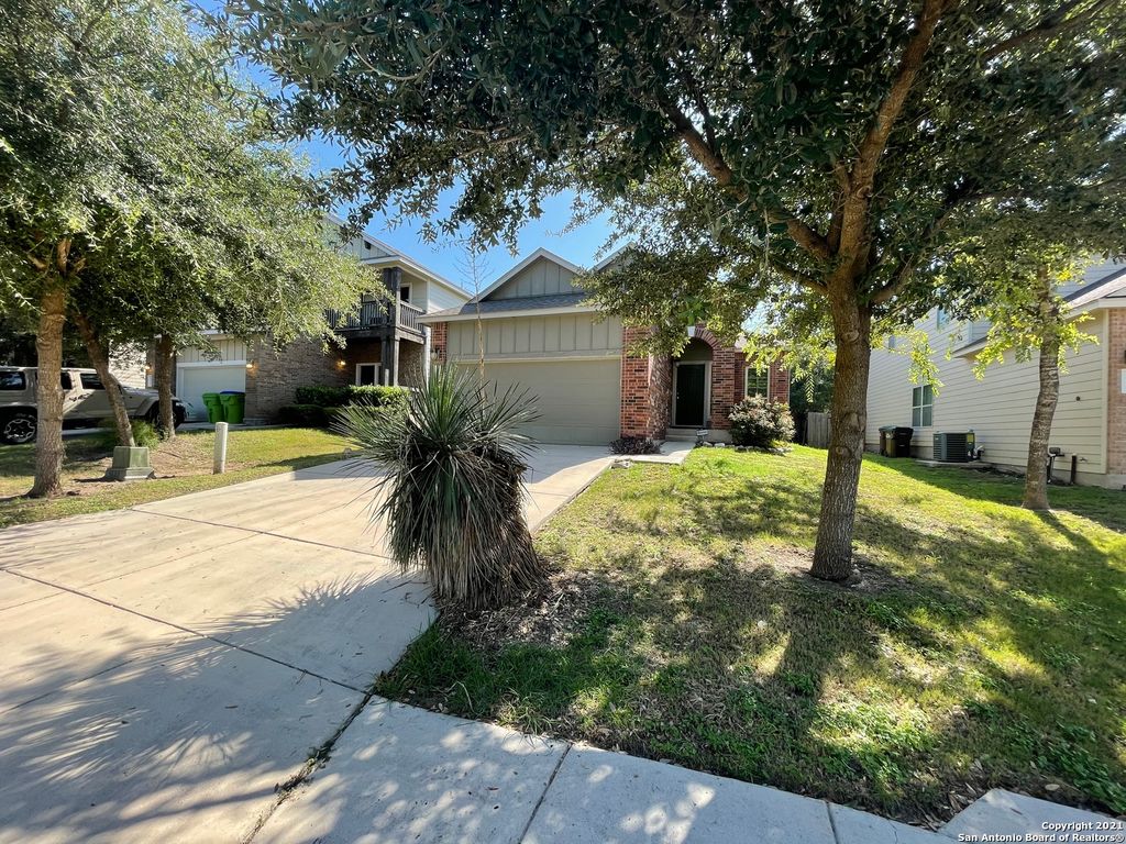 Photo of 434 Tequila Ranch, San Antonio, TX 78245 (MLS # 1920646)