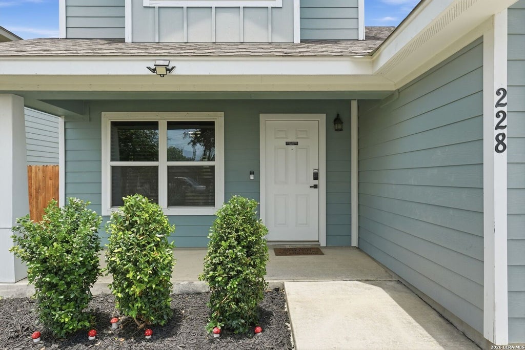 Photo of 228 MAR HILL ST, Seguin, TX 78155 (MLS # 2004510)