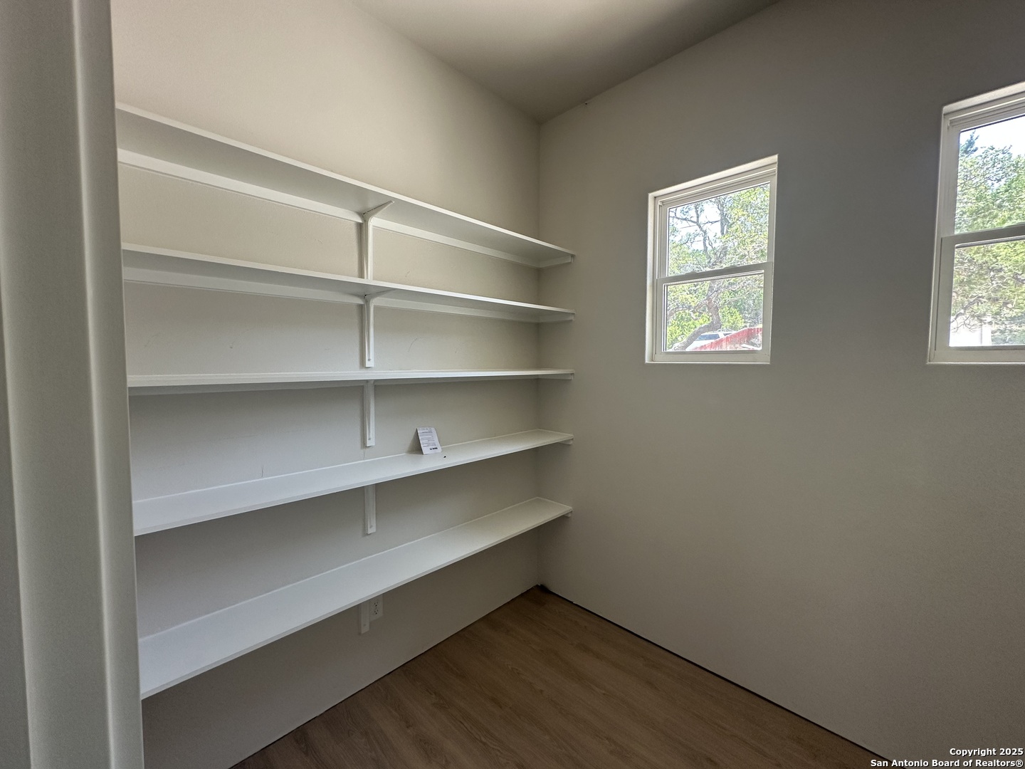 1229 Stallion Springs Dr
