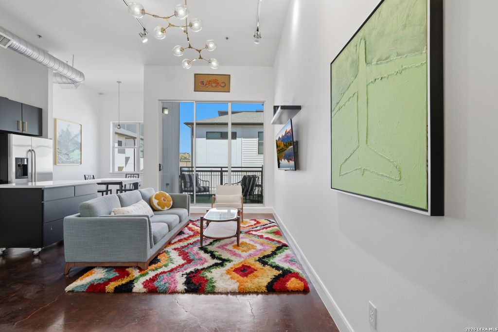 Photo of 831 S Flores 3114 #3114, San Antonio, TX 78204 (MLS # 1950885)