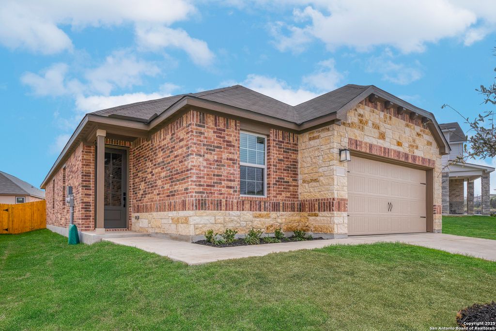 Photo of 9508 Dassler Springs, Converse, TX 78109 (MLS # 1914078)