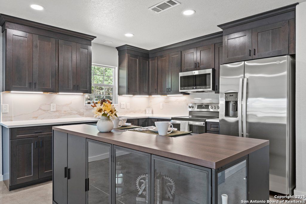 Photo of 1316 Lonesome, Canyon Lake, TX 78133 (MLS # 1897627)