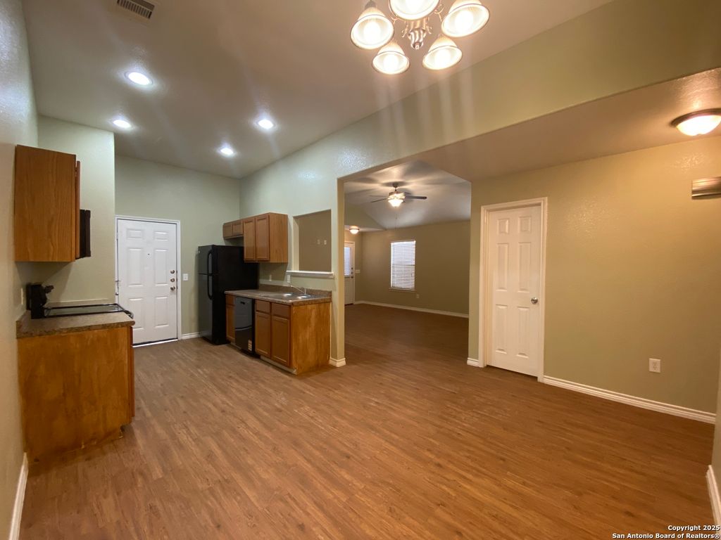 Photo of 640 Pleasanton A #A, Pleasanton, TX 78064 (MLS # 1923788)