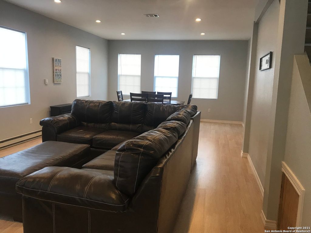 Photo of 729 Clay Ridge, Canyon Lake, TX 78133 (MLS # 1923818)