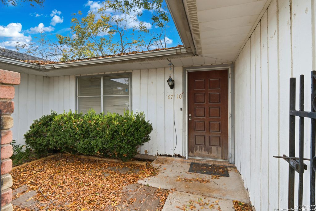 Photo of 6710 sunlight, Leon Valley, TX 78238 (MLS # 1926565)
