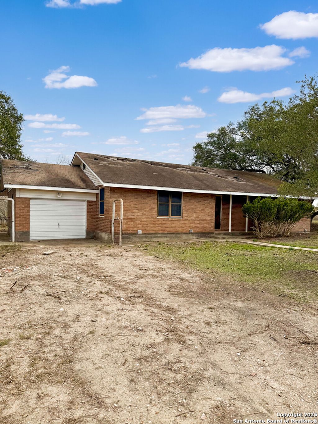 Photo of 6462 Fm 1144, Karnes City, TX 78118 (MLS # 1930224)