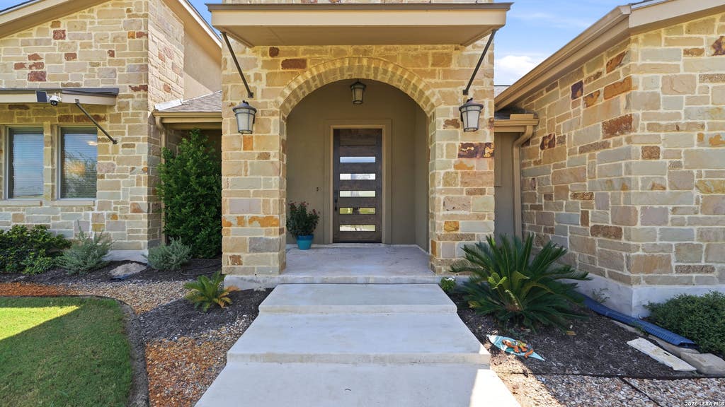 Photo of 263 TRIPLE R DR, La Vernia, TX 78121 (MLS # 2008093)