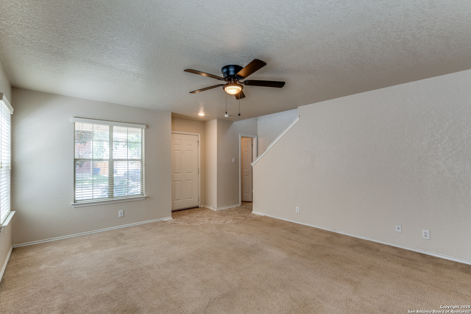4922 Ancient Elm