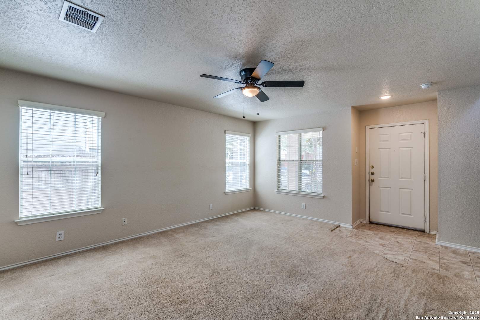 4922 Ancient Elm