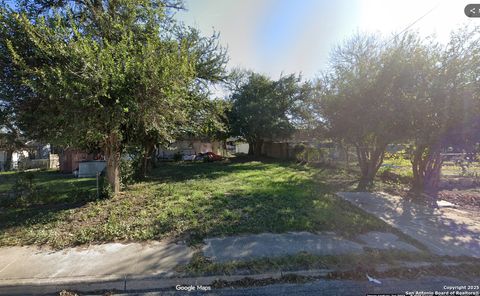 310 Golondrina San Antonio TX 78204