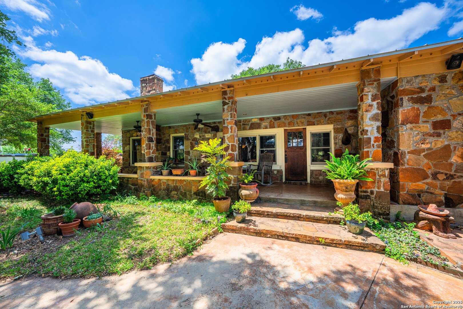1353 County Road 432