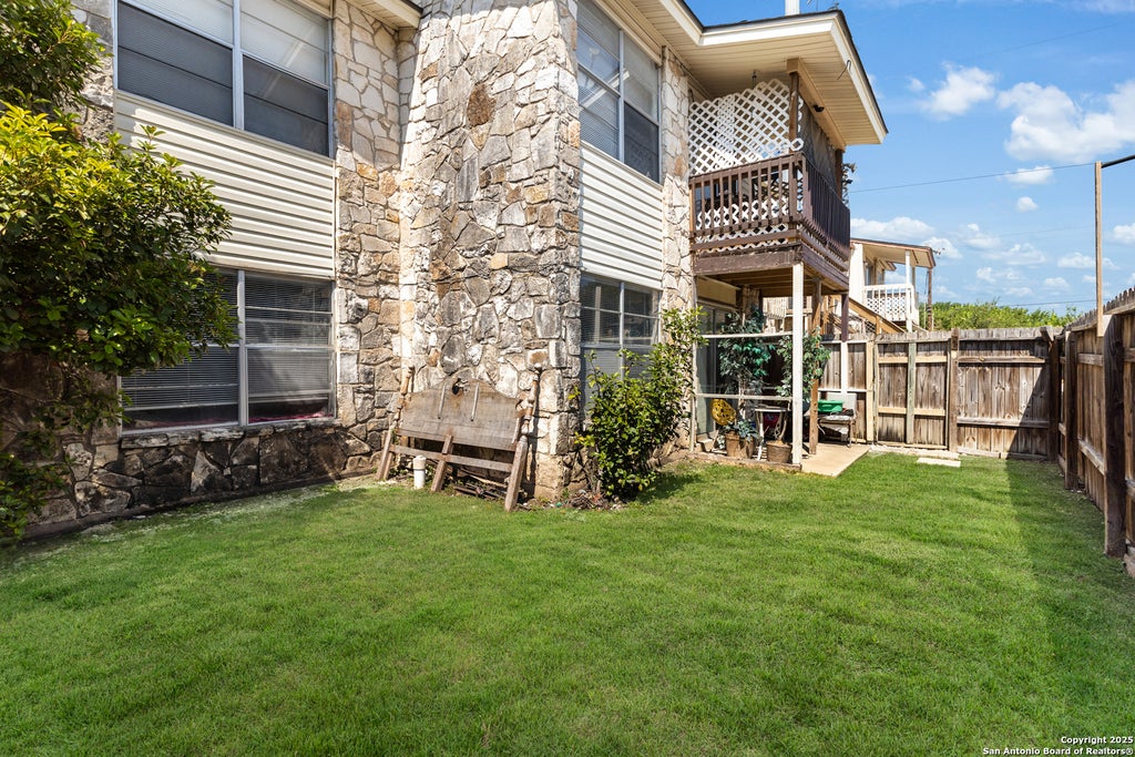 Photo of 5818 Shadow Glen, San Antonio, TX 78240 (MLS # 1893067)
