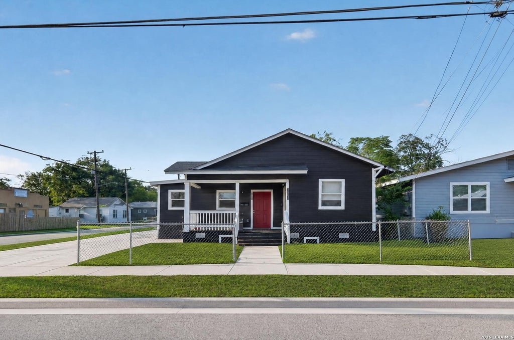 Photo of 1548 Center St, San Antonio, TX 78202 (MLS # 2020147)