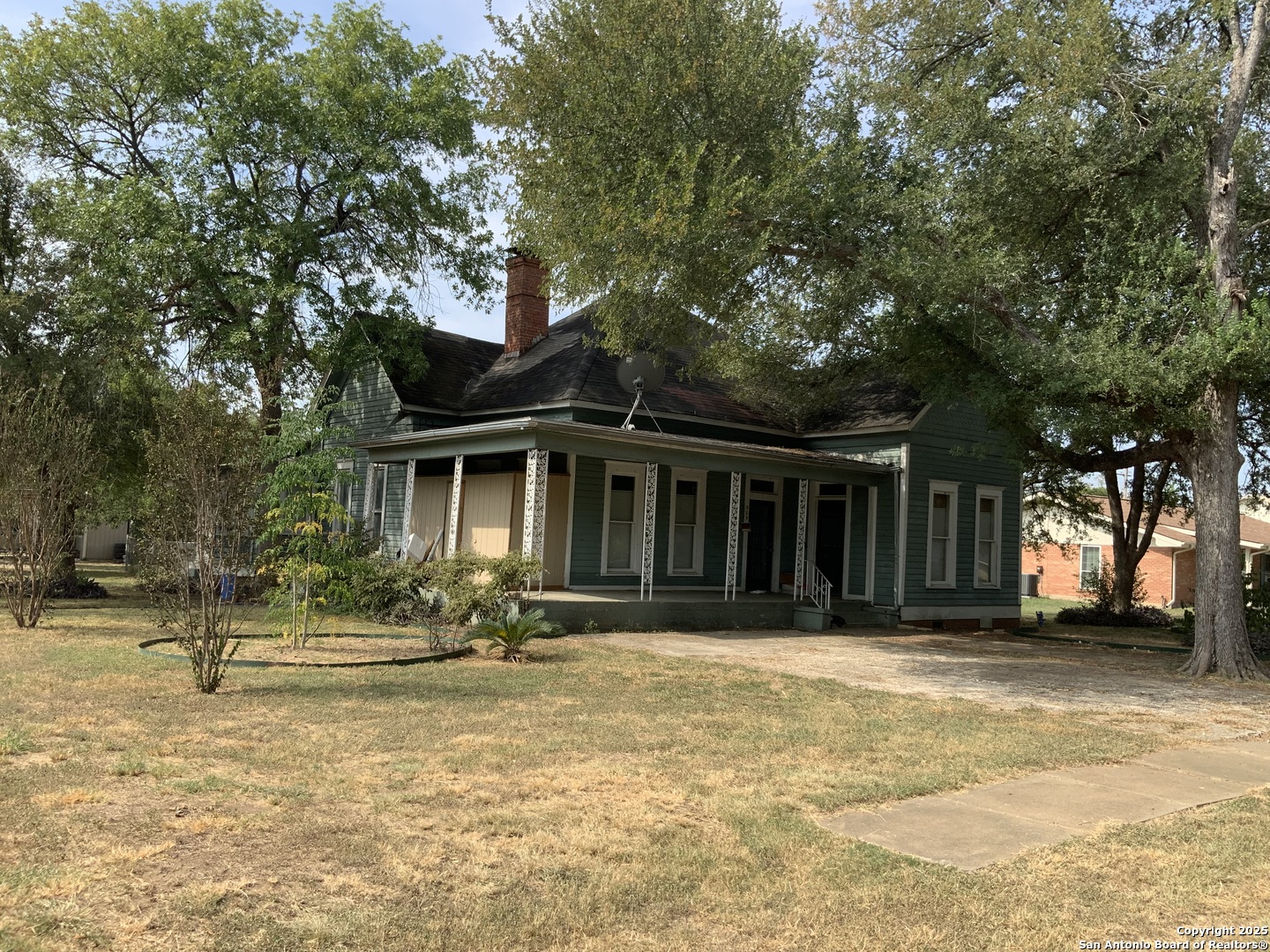309 E 3rd Street