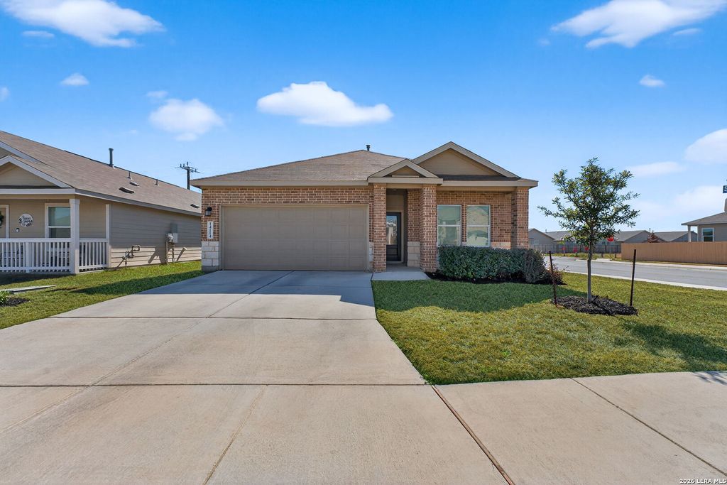 Photo of 14114 Swine Pl, San Antonio, TX 78252 (MLS # 1939121)