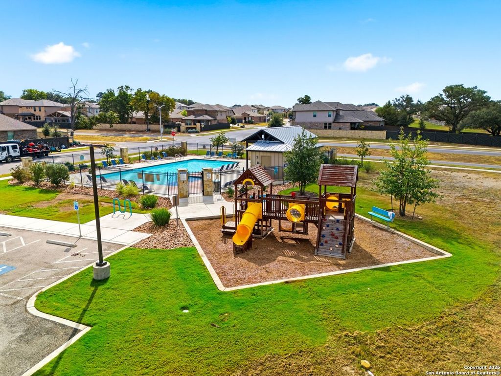 Photo of 314 Aberdeen, Boerne, TX 78015 (MLS # 1957859)