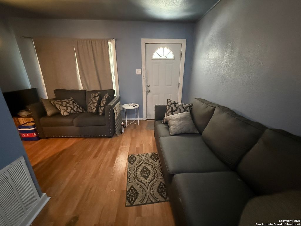 Photo of 2323 Burnet St, San Antonio, TX 78202 (MLS # 1934088)