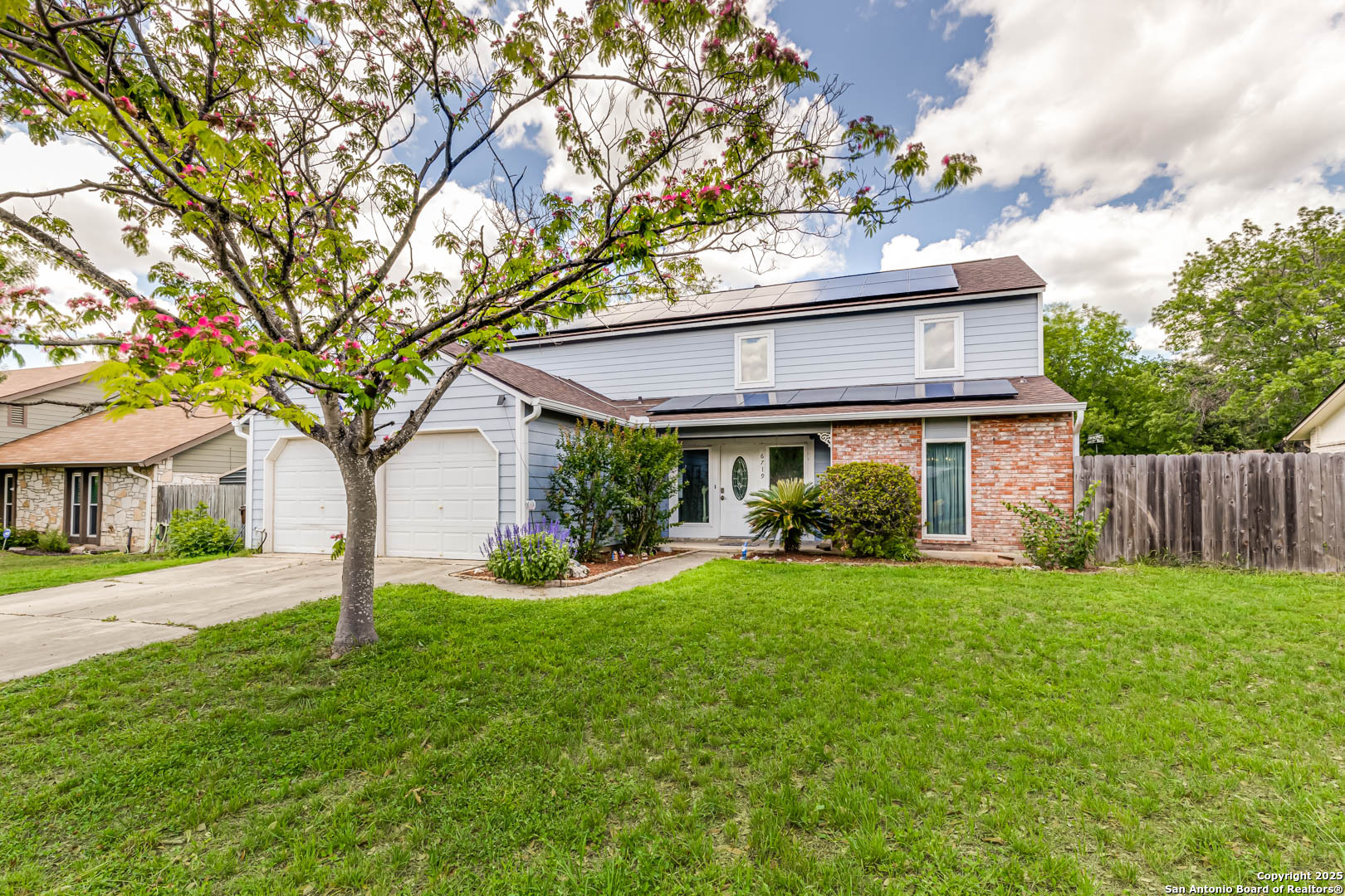 6719 Timberhill