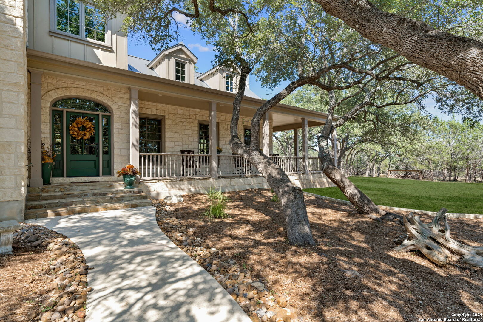 1420 Waterstone