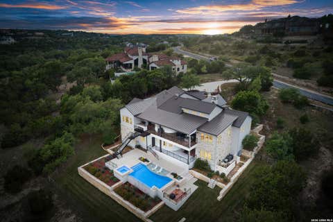 Photo of 47 Summit Pass, Boerne, TX 78006 (MLS # 2007059)