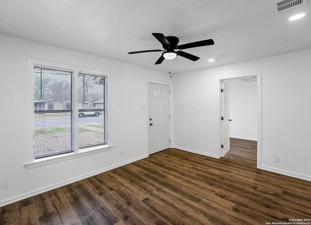 Photo of 122 STOLNET ST, San Antonio, TX 78220 (MLS # 1993225)