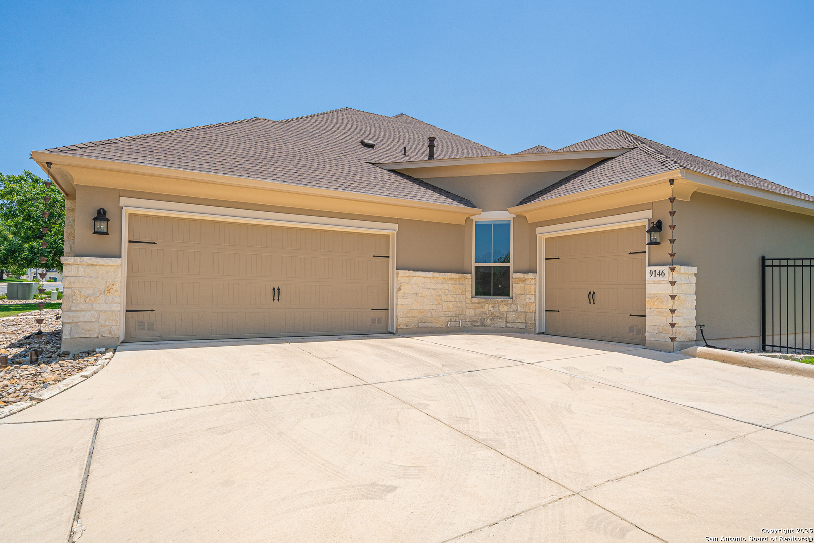 9146 Gothic Dr