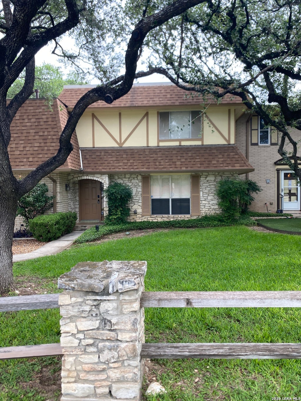 Photo of 6106 VANCE JACKSON RD 15 #15, San Antonio, TX 78230 (MLS # 1993412)