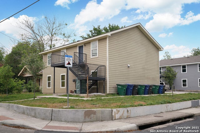 Photo of 302 COOPER ST 201 #201, San Antonio, TX 78210 (MLS # 1991168)
