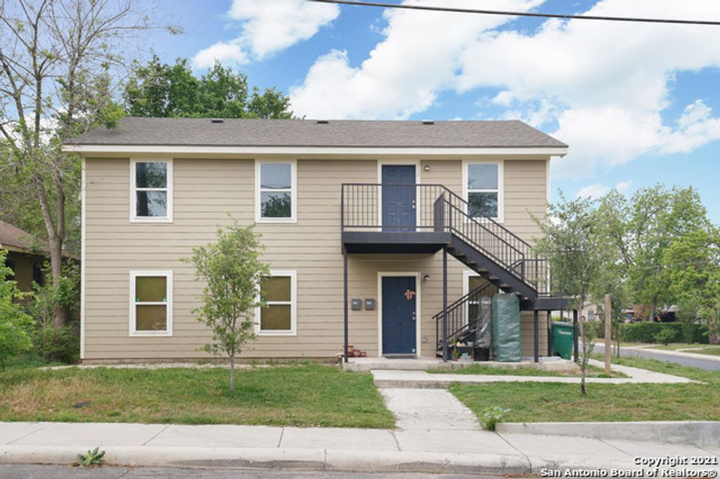Photo of 302 COOPER ST 201 #201, San Antonio, TX 78210 (MLS # 1991168)