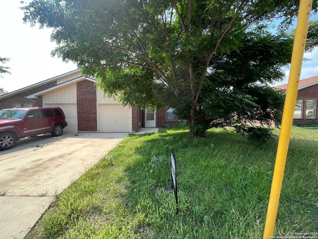 Photo of 5619 Lakebend West B #B, San Antonio, TX 78244 (MLS # 1915220)